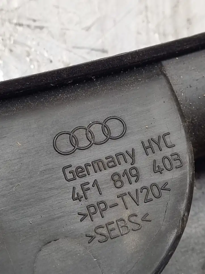 Audi A6 S6 C6 4F (2004 - 2008) 4F1819403 Жабо стеклоочистителей — фото 2
