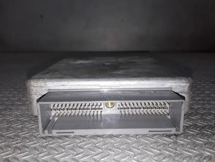 Ford Transit (2000 - 2006) F5SB14A624AA Блок управления двигателем (ЭБУ) — фото 3