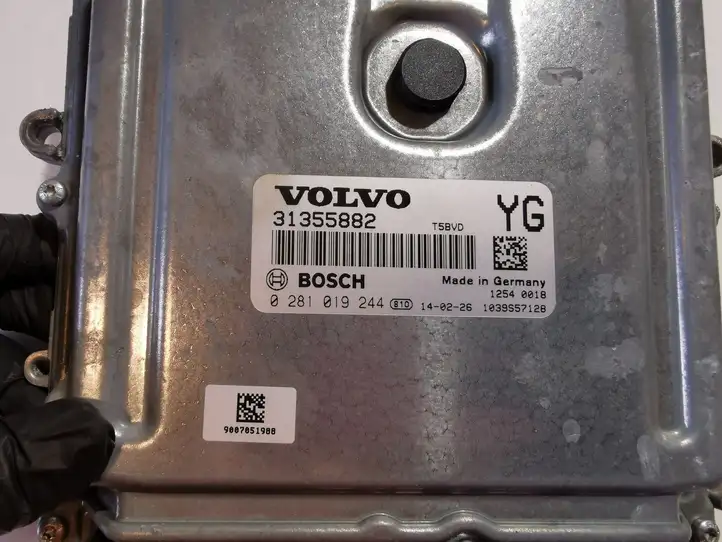 Volvo V60 (2013 - 2018) 31355882 Блок управления двигателем (ЭБУ) — фото 4