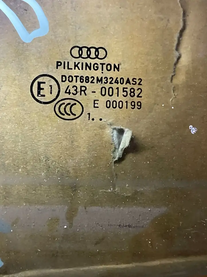 Audi A4 S4 B8 8K (2007 - 2011) Стекло задней двери — фото 2