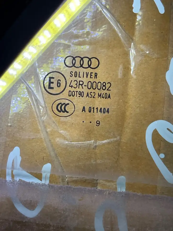 Audi A4 S4 B8 8K (2007 - 2011) Стекло задней двери — фото 2