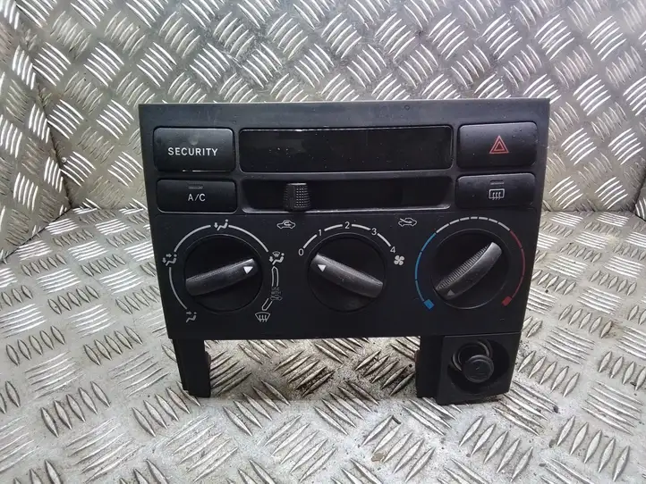Toyota Corolla Verso E121 (2001 - 2004) 5553313010 Блок управления климат-контролем — фото 1