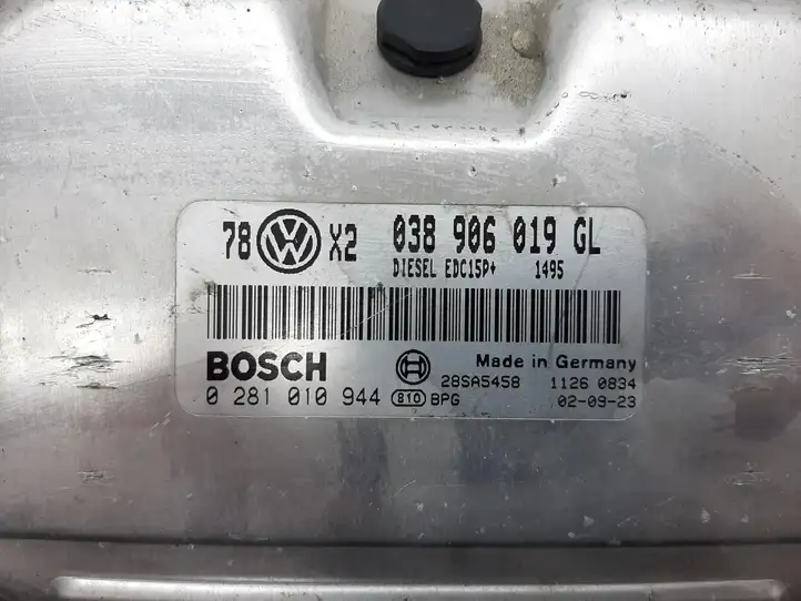 Volkswagen PASSAT B5.5 (2001 - 2005) 038906019GL Блок управления двигателем (ЭБУ) — фото 2