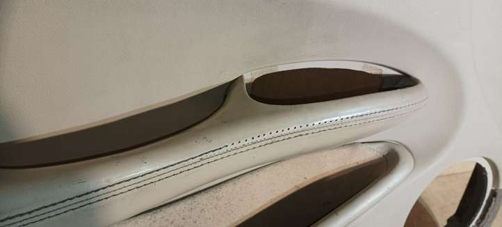 Jaguar XJ X308 (1998 - 2002)  GNC1202AK Обшивка передней двери