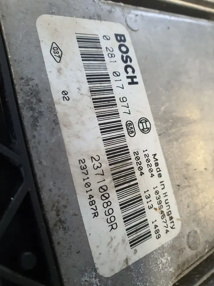 Opel Movano B (2010 - 2022)  0281017977 Блок управления двигателя