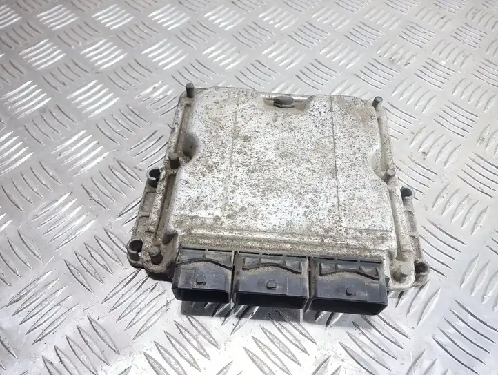 Renault Laguna (2001 - 2005)  0281011571 Блок управления двигателя