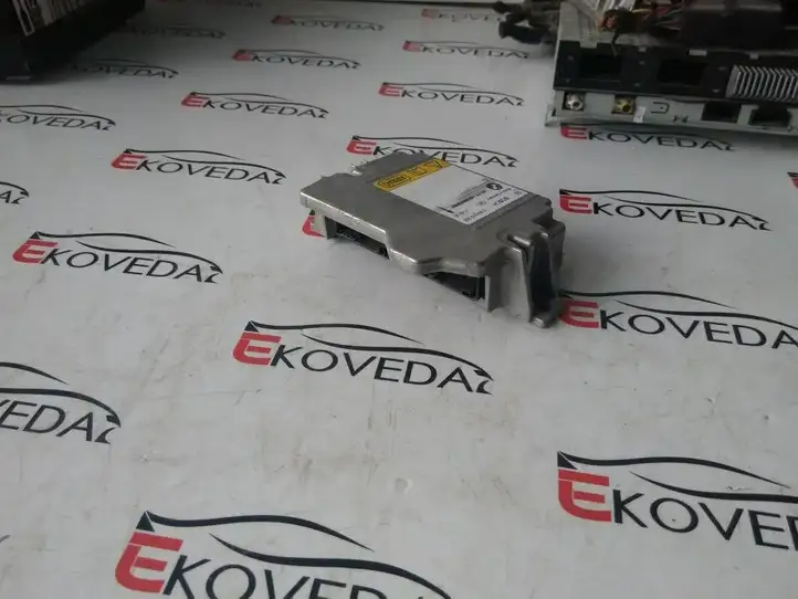 BMW X6 E71 (2008 - 2014)  9240083 Блок управления надувных подушек