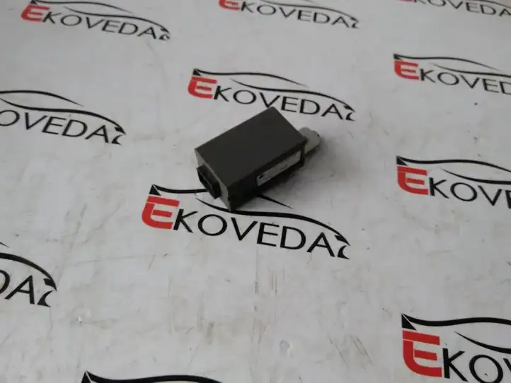 Mitsubishi Pajero (2003 - 2006)  MN117823 Другие блоки управления / модули