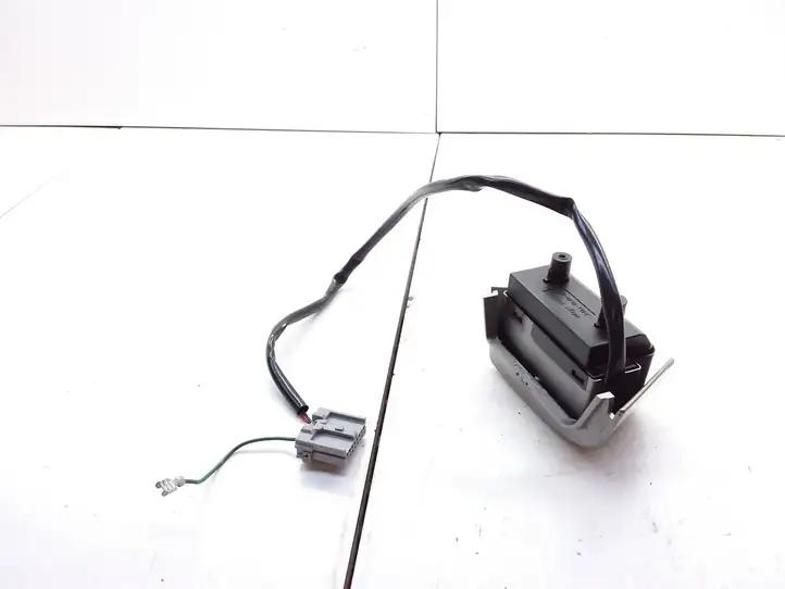 Nissan Versa (2006 - 2012) 7X05B Кнопки на рулевом колесе — фото 4