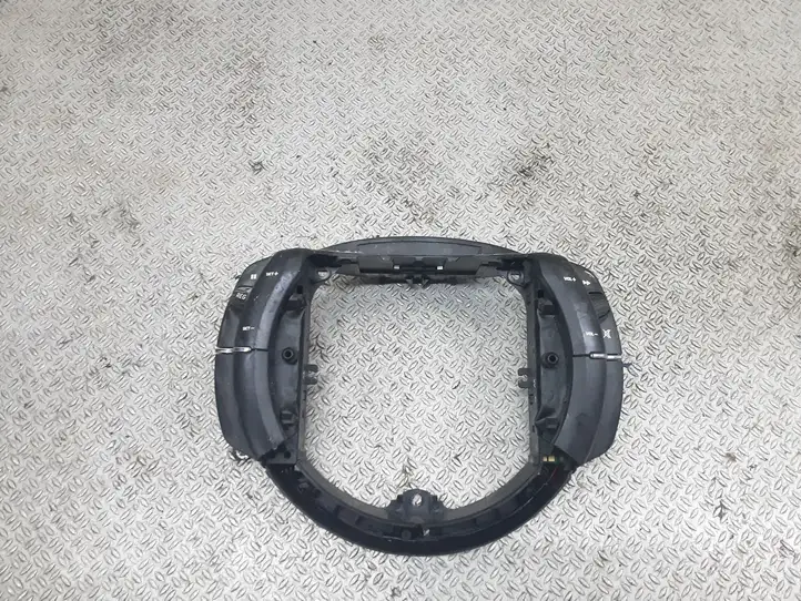 Citroen C4 (2004 - 2008) 96497900XT Кнопки на рулевом колесе — фото 1