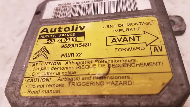 Citroen Xantia (1998 - 2002)  550740900 Блок управления двигателя