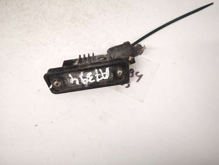Volkswagen PASSAT B6 (2005 - 2010)  1j6943021b Освещение номера