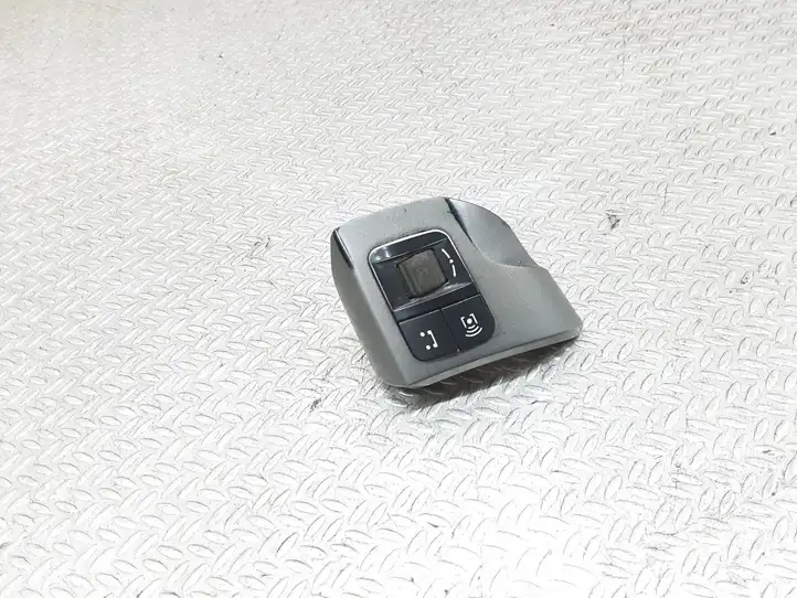 Opel Zafira B (2003 - 2006) 13126750 Кнопки на рулевом колесе — фото 1