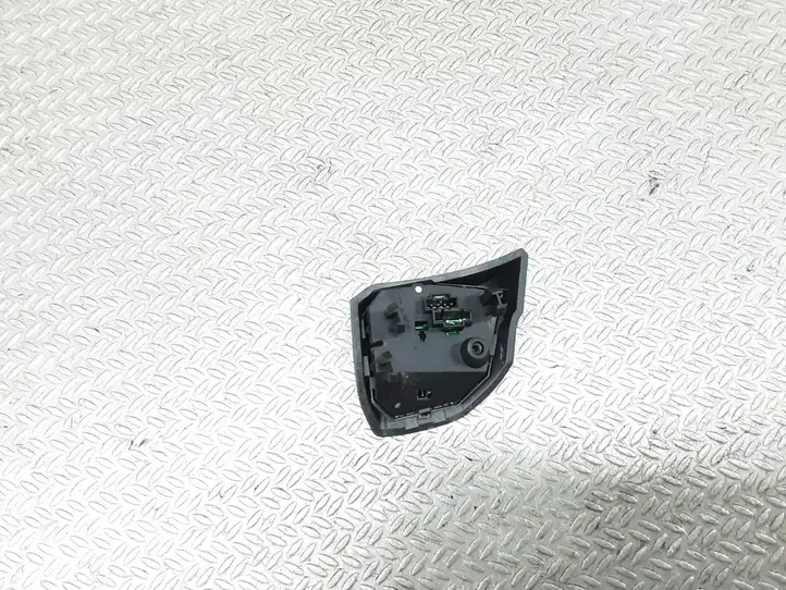 Opel Zafira B (2003 - 2006) 13126750 Кнопки на рулевом колесе — фото 2