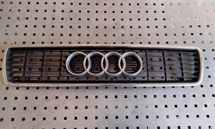 8G0853651G Audi 80 90 S2 B4 Grotelės priekinės