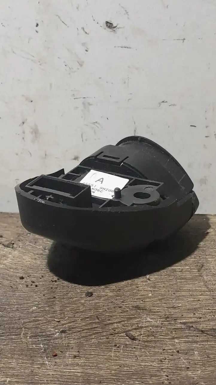 Nissan X-Trail T31 (2007 - 2014) 255519H200 Кнопки на рулевом колесе — фото 2