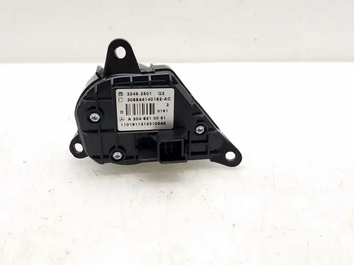 Mercedes-Benz C W204 (2007 - 2014) A2048210051 Кнопки на рулевом колесе — фото 3