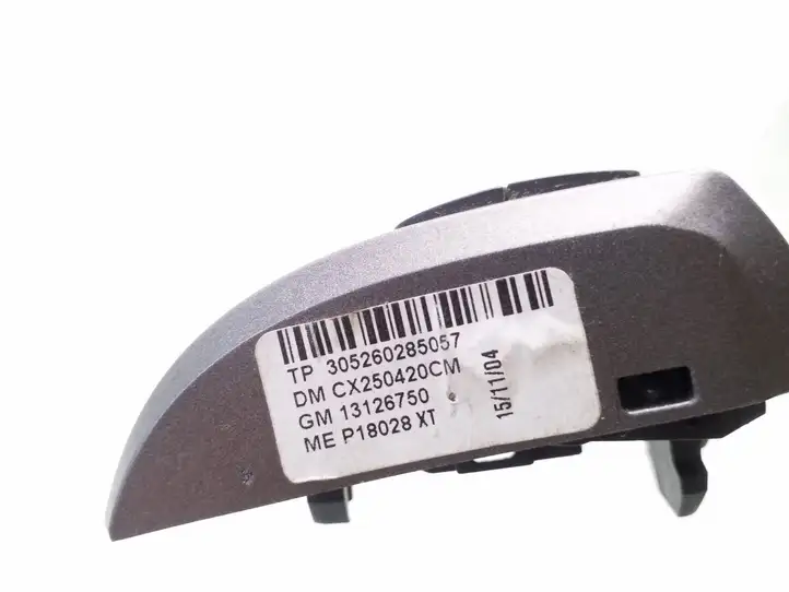 Opel Astra H (2004 - 2009) 13126750 Кнопки на рулевом колесе — фото 2