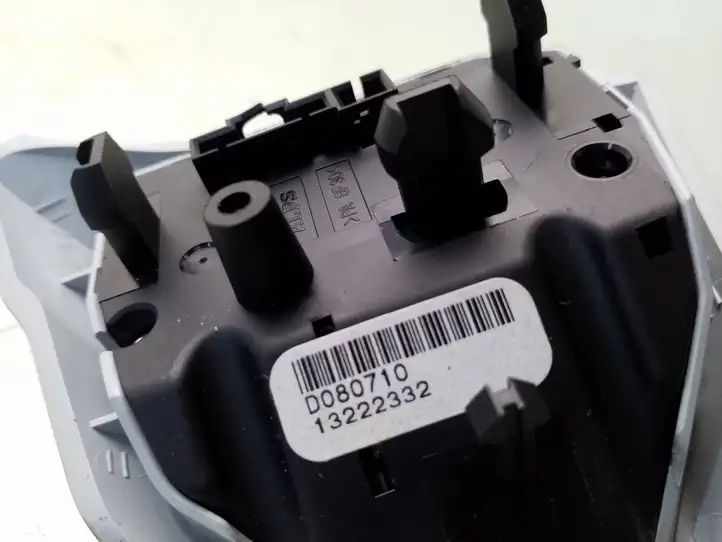 Opel Corsa D (2006 - 2010) 13222332 Кнопки на рулевом колесе — фото 3