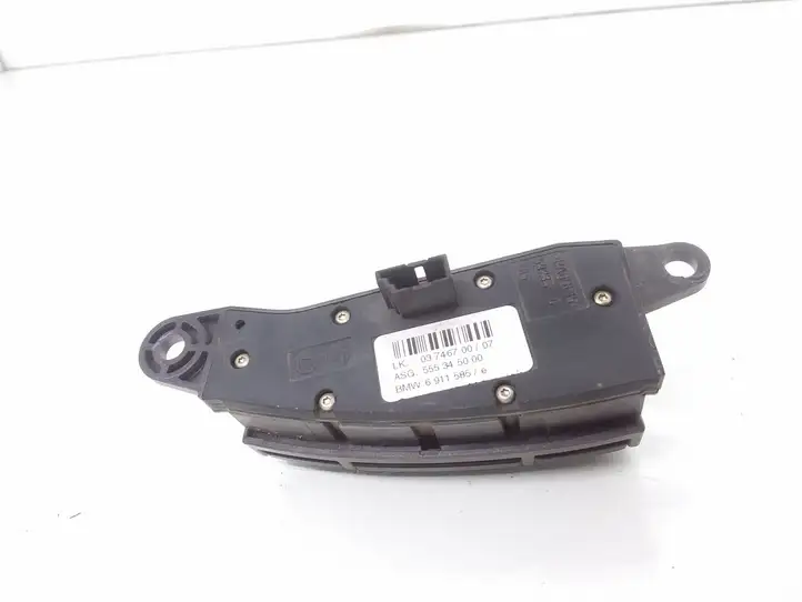 BMW 7 E65 E66 (2001 - 2008) 6911585 Кнопки на рулевом колесе — фото 1