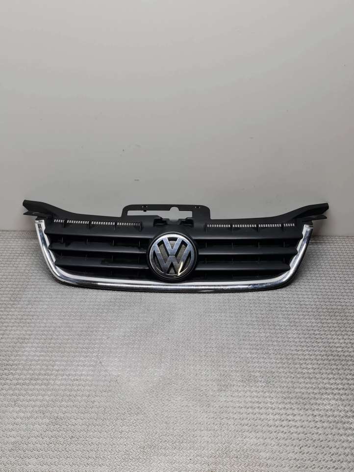 1T0853653 Volkswagen Touran I Grotelės priekinės