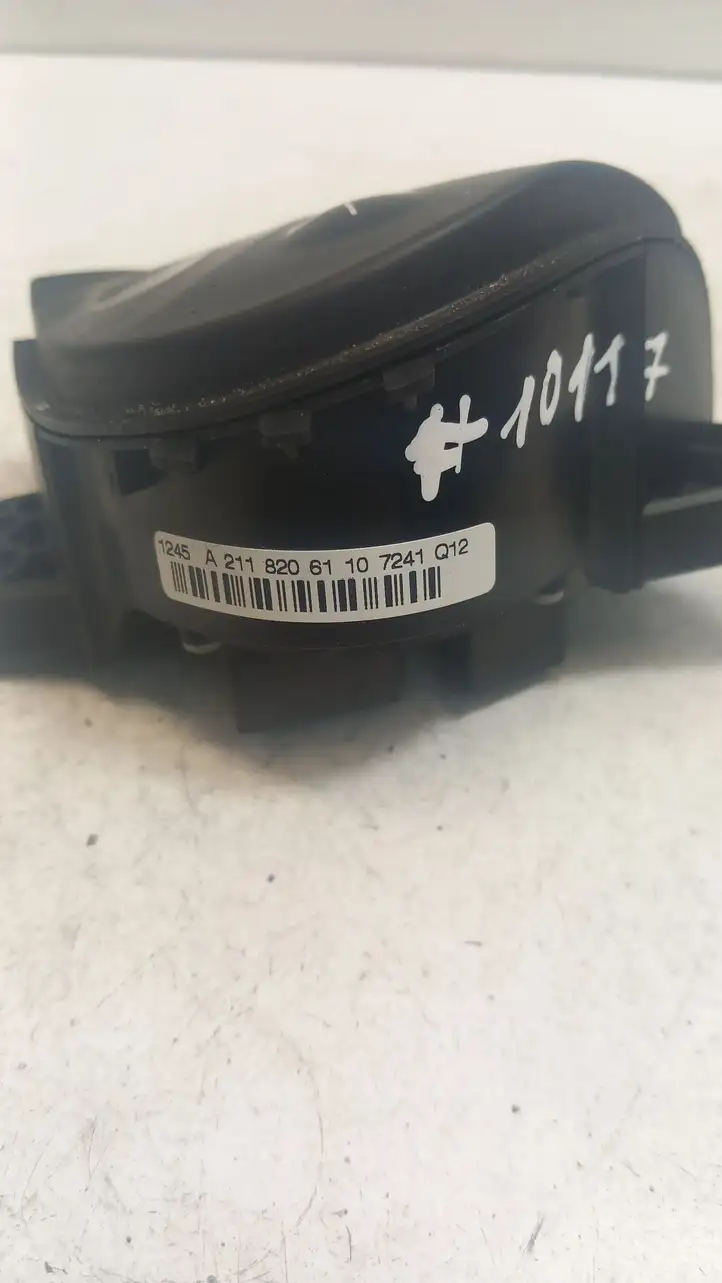 Mercedes-Benz E W211 (2002 - 2009) A2118206110 Кнопки на рулевом колесе — фото 3