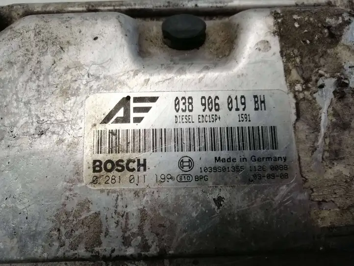 Seat Alhambra (2000 - 2010)  038906019BH Блок управления двигателя