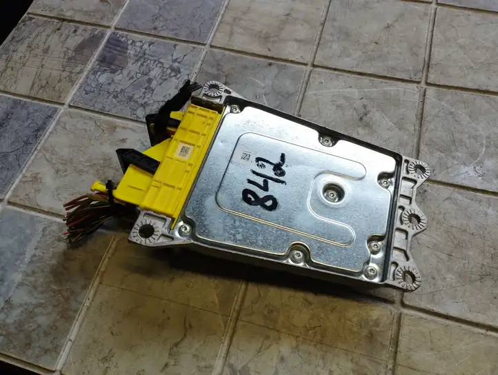 Mercedes-Benz R W251 (2005 - 2013)  0285001739 Блок управления надувных подушек