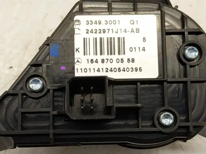 Mercedes-Benz R W251 (2005 - 2013) Кнопки на рулевом колесе — фото 5