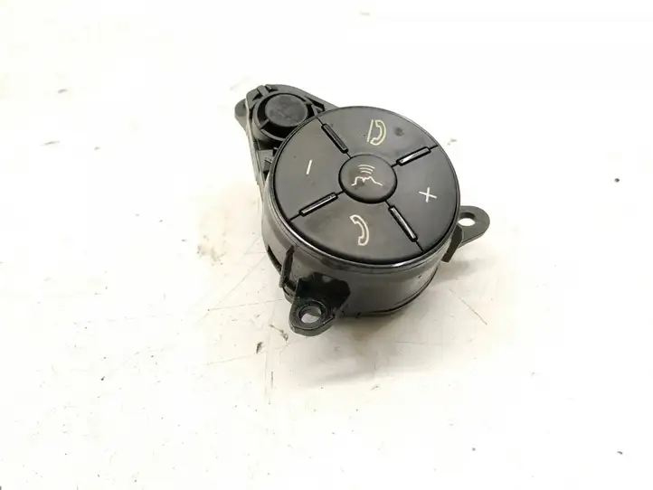 Mercedes-Benz R W251 (2005 - 2013) Кнопки на рулевом колесе — фото 3