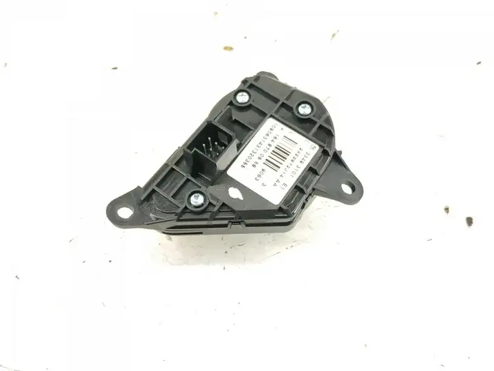 Mercedes-Benz ML W164 (2005 - 2011) Кнопки на рулевом колесе — фото 5