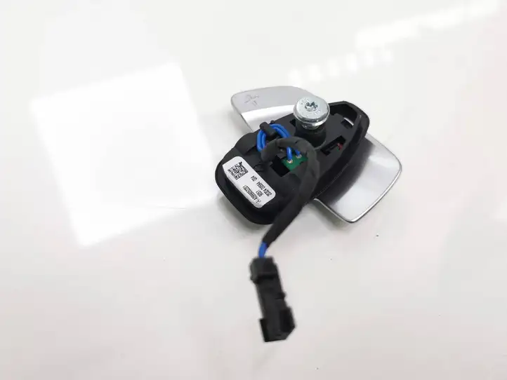 Mercedes-Benz EQC (2018 - ) A0999052201 Кнопки на рулевом колесе — фото 2