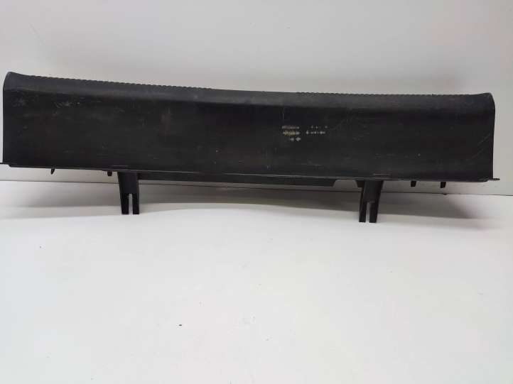 Audi A5 (2007 - 2011)  8T0863471 Отделка порога багажника