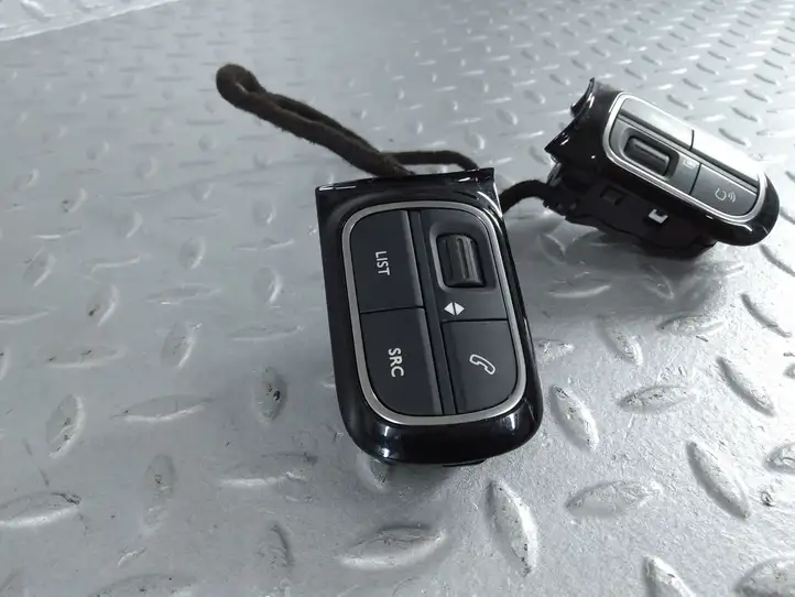Toyota ProAce City (2016 - ) 9812314777 Кнопки на рулевом колесе — фото 5