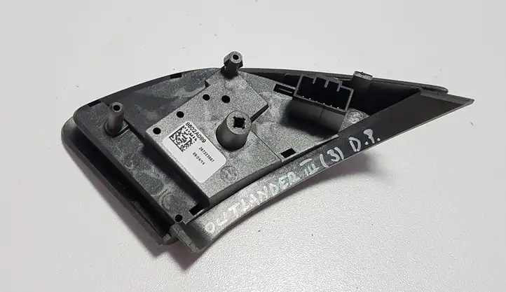 Mitsubishi Outlander (2014 - 2016) 8602A089 Кнопки на рулевом колесе — фото 3