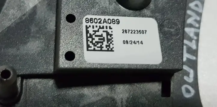Mitsubishi Outlander (2014 - 2016) 8602A089 Кнопки на рулевом колесе — фото 4