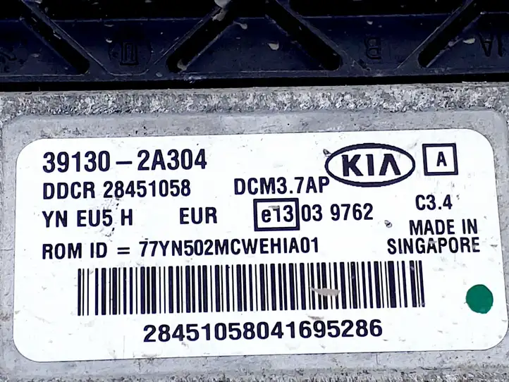 Kia Venga (2010 - 2014) 391302A304 Блок управления двигателем (ЭБУ) — фото 3