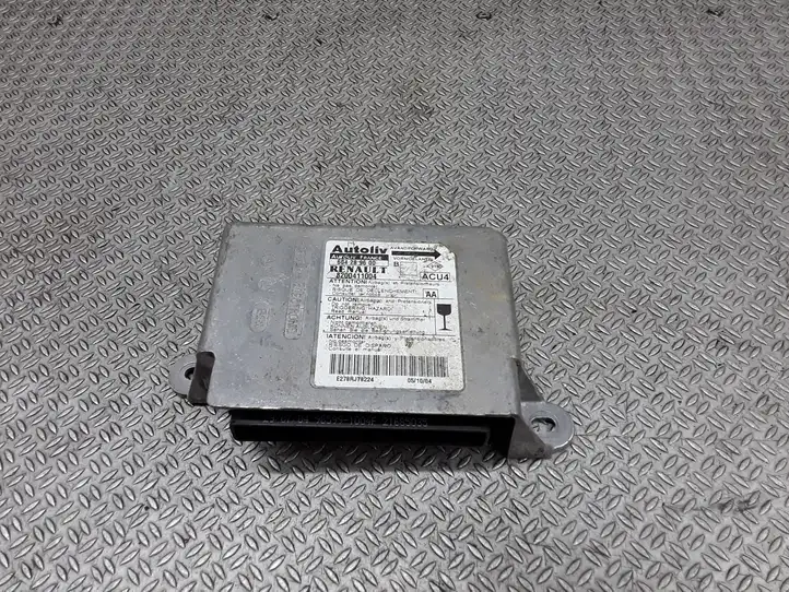 Renault Megane II (2006 - 2008)  8200411004 Блок управления надувных подушек