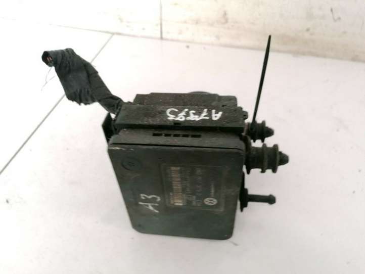 Audi A3/S3 8L (2000 - 2003)  1K0907379D Блок ABS