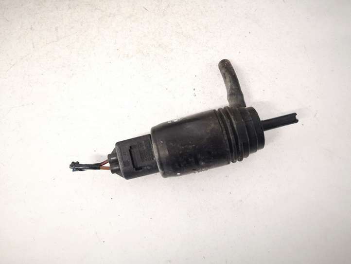 BMW 1 E81 E87 (2004 - 2011)  67127199567 Насос оконной жидкости (стекол)