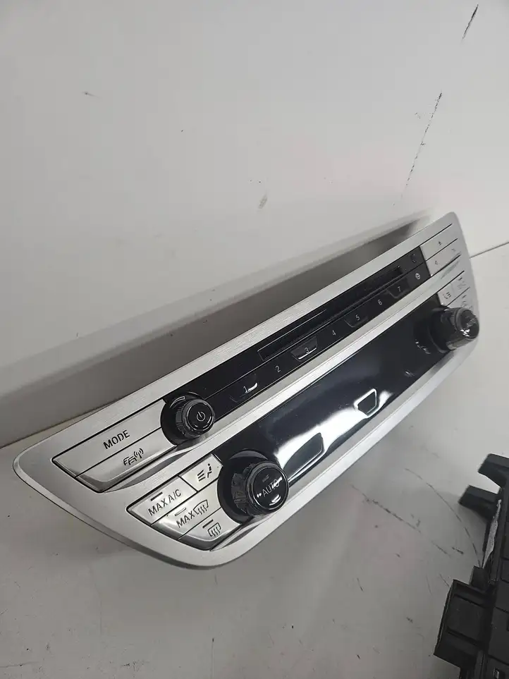 BMW 7 G11 G12 (2015 - 2022)  6993475 Блок управления кондиционера воздуха / климата/ печки (в салоне)