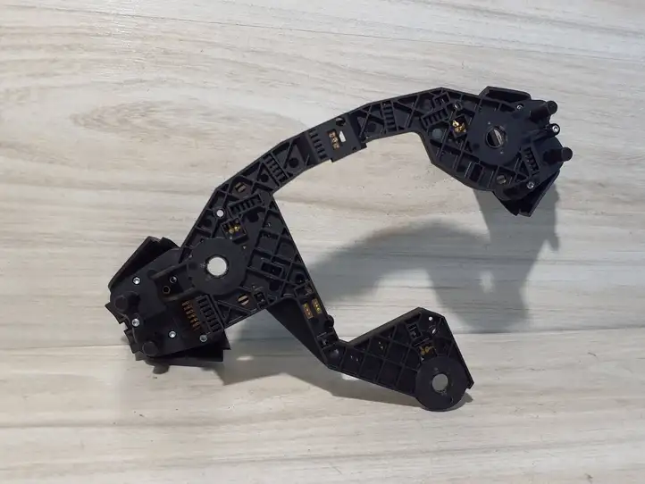 Mercedes-Benz A W169 (2004 - 2012) 1698207310 Кнопки на рулевом колесе — фото 4