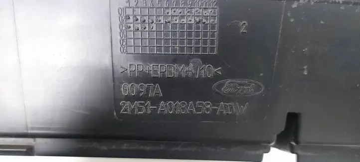 Ford Focus (1998 - 2004) 2M51A018A58ADW Нижняя решетка переднего бампера — фото 2