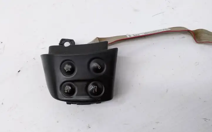 Volkswagen PASSAT B6 (2005 - 2010) 1K0959537F Кнопки на рулевом колесе — фото 1