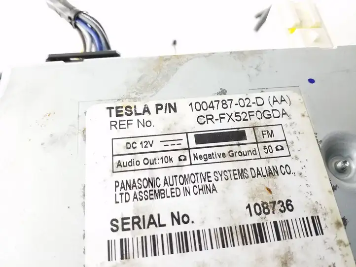 Tesla Model S (2016 - 2021) 100478702D Прочие блоки управления — фото 3