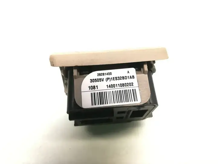 Chrysler Voyager (2010 - 2016)  P1ES32BD1AB Кнопка открытия боковых дверей