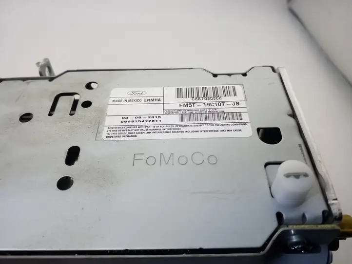 Ford Focus (2011 - 2015) FM5T19C107JB Магнитола / мультимедийная система — фото 3