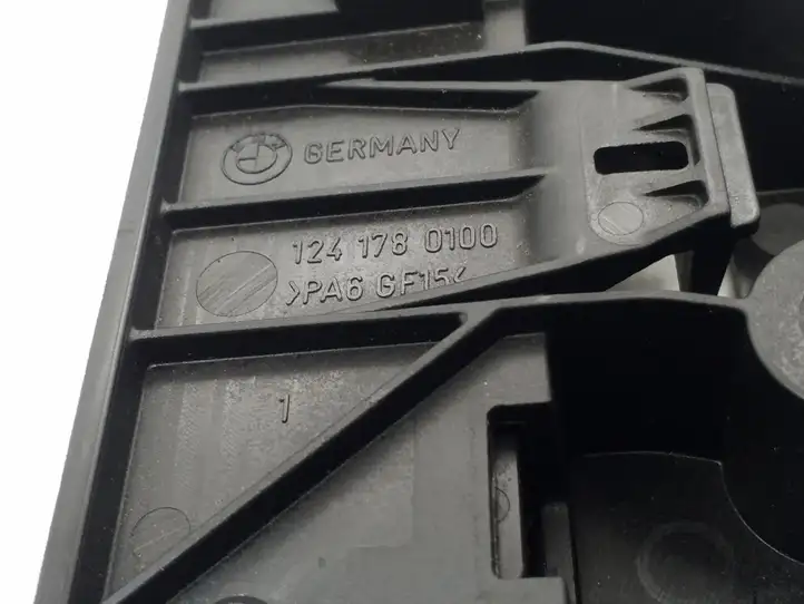 BMW 3 F30 F35 F31 (2012 - 2018) 1241780100 Прочие внешние детали — фото 3