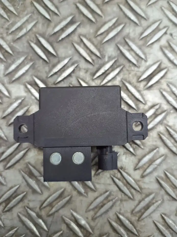 BMW 3 E90 E91 (2005 - 2012)   Реле загрузки