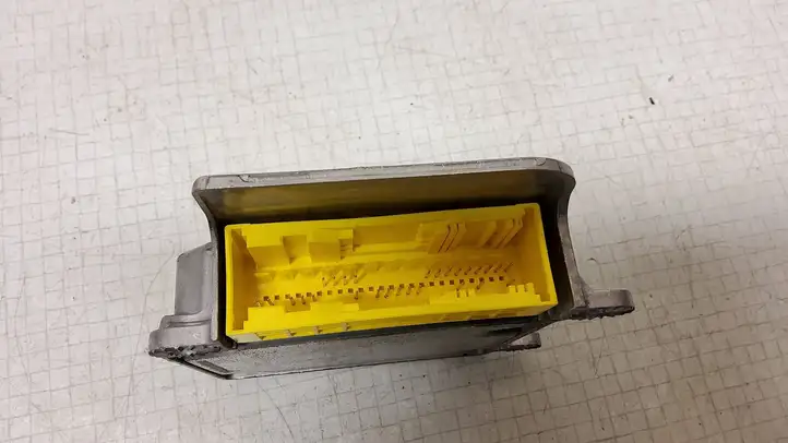 Volkswagen Polo (2005 - 2009)  1C0909605K Блок управления надувных подушек